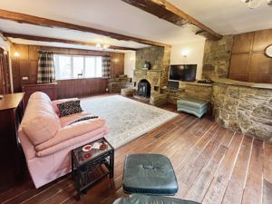 Lounge- click for photo gallery